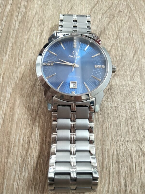 Đồng hồ omega mặt xanh, kính Sapphire Đồng hồ đeo tay 1 triệu - 2 triệu Dây da đồng hồ màu xanh dương 5