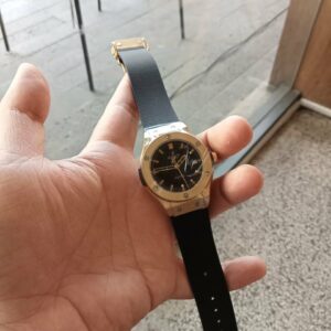 Đồng hồ đeo tay Hublot Classic Fusion Quartz Black Dial 33MM  