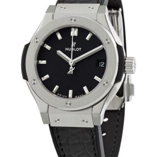 Đồng hồ đeo tay Hublot Classic Fusion Quartz Black Dial 33MM